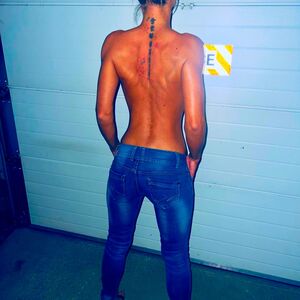 Lauryn_x_67 mym
