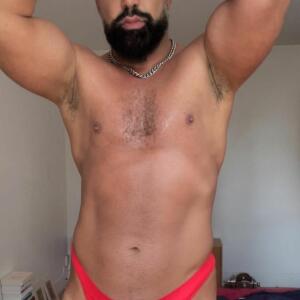 Laveritenaked mym