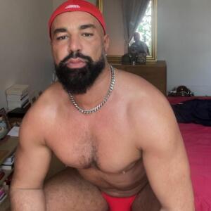 Laveritenaked mym