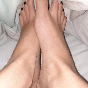 Layla_feet_ mym