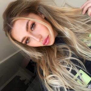 Le_xtina mym