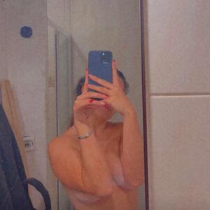 Lea_2402 mym