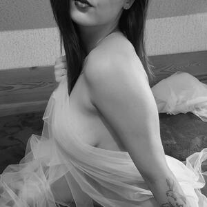 Lea_officiel mym