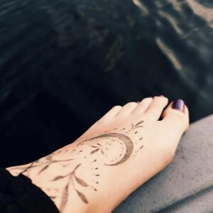 Lela_s_feet mym