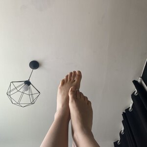 Lele_feet mym