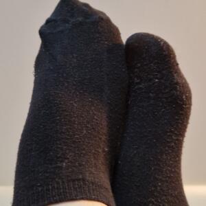 Les_jolis_pieds_d_emy mym