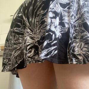 Leslie_angel mym