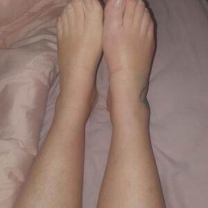 Lespiedsdelo_gmail_com mym