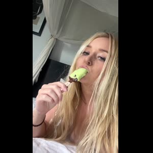 Lexi_kitty mym