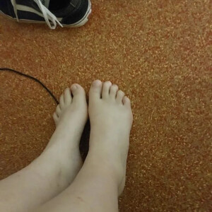 Lexie_pieds_ mym