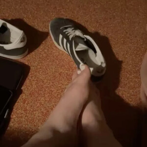 Lexie_pieds_ mym