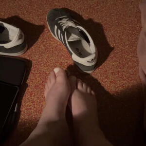 Lexie_pieds_ mym
