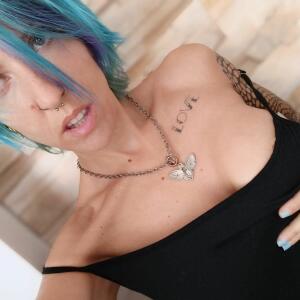 Lexxy_blue mym