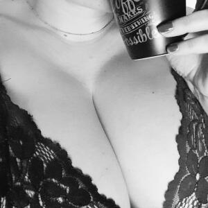 Lexy_100f mym