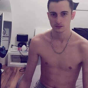 Liam_redfield mym