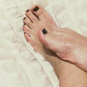 Lilifeetandmore mym