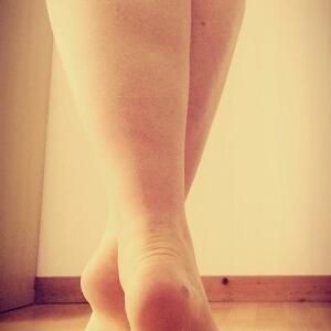 Lilly_feet mym