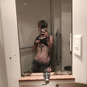 Lilredmoonn mym