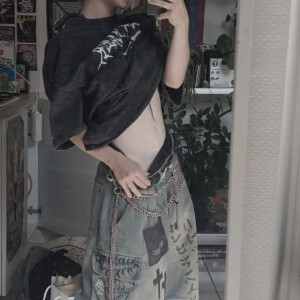 Lilredmoonn mym