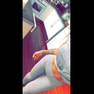 Lina_peaches mym