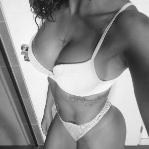 Littleblack_swann mym