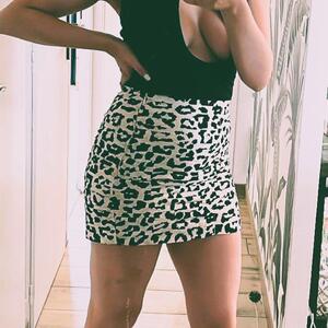 Littleblondiie_hot mym
