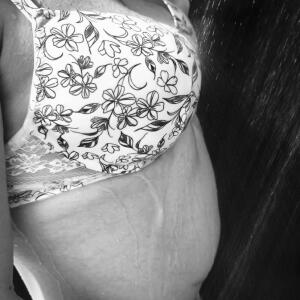 Livy220 mym