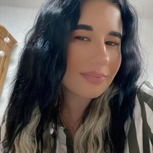Liz_22 mym