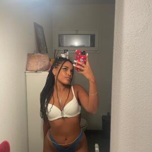 Loella_mya mym
