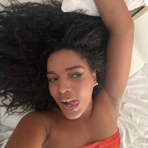 Loella_mya mym