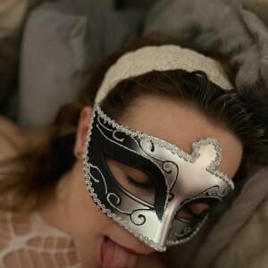 Lola_curvy mym