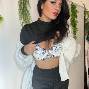 Lola_delucaoff mym