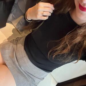 Lola_white mym