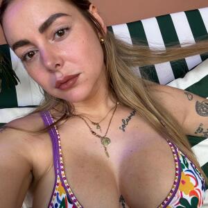 Lolaloretta96 mym