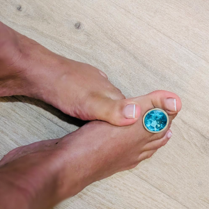 Lonely_feet mym