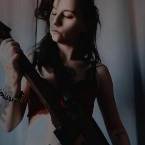 Lonely_model_of_darkness mym