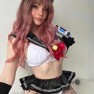 Lorina_xxx mym