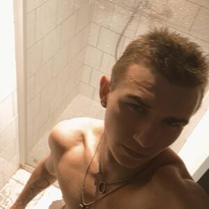 Louccas34200 mym