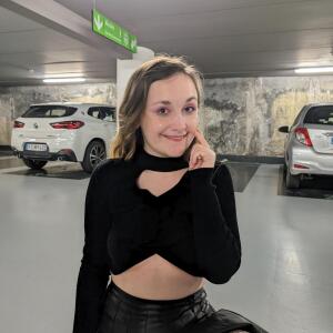 Louise_lalisa mym