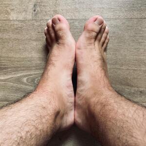 Love_feet_couple mym