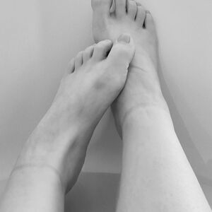 Love_of_pieds mym