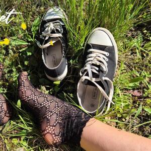 Loveleelyfeet mym