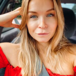 Lucy_sanivy mym