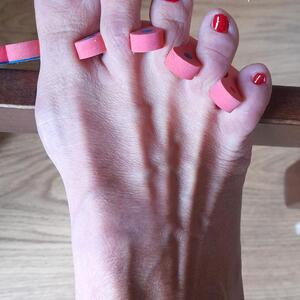 Lucymor_feet mym