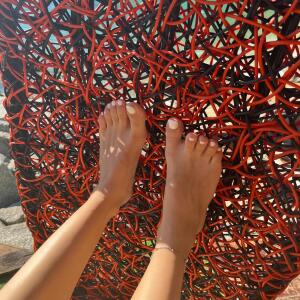 Lvrn_feet_ mym