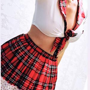 Lyllie_pink_ mym