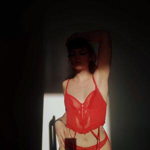 Lyly_nudes mym