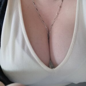 Lyvie_giant mym
