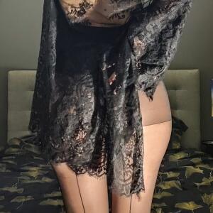 Madame_lily_1990 mym