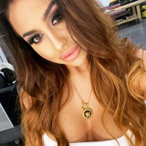 Madeleinekaa_star mym